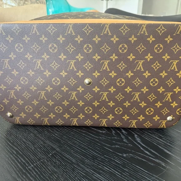 Louis Vuitton Brown Monogram Duffel Bag with Vachetta Leather - Picture 9 of 14